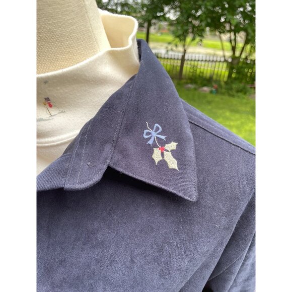 Christmas-Themed Womens Navy Button-Up Jacket & White Turtleneck Set With Winter - Picture 3 of 15